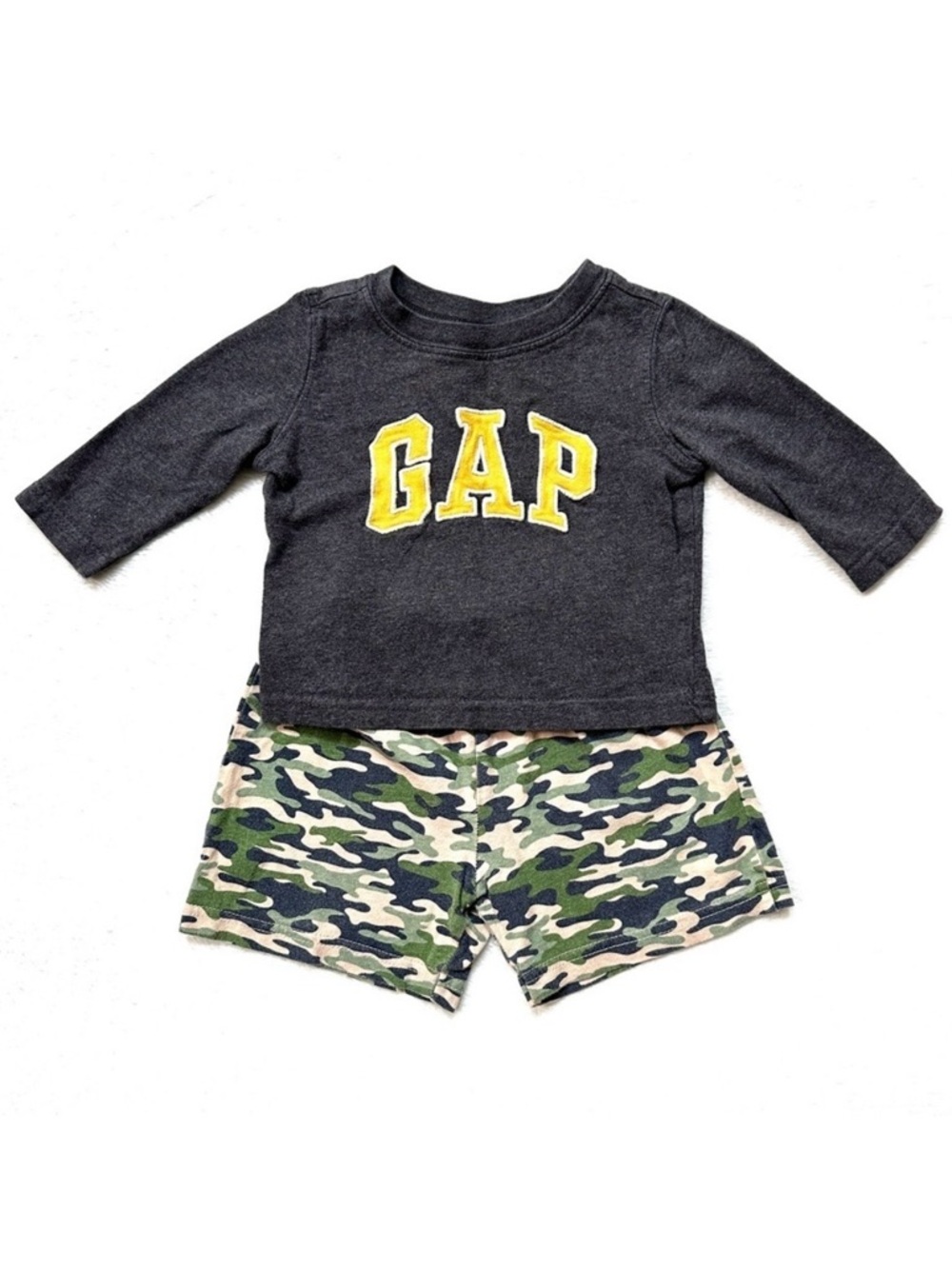 ⭐️ 5 for $25 GAP Gray Long Sleeve Shirt with Camouflage Shorts Baby Outfit